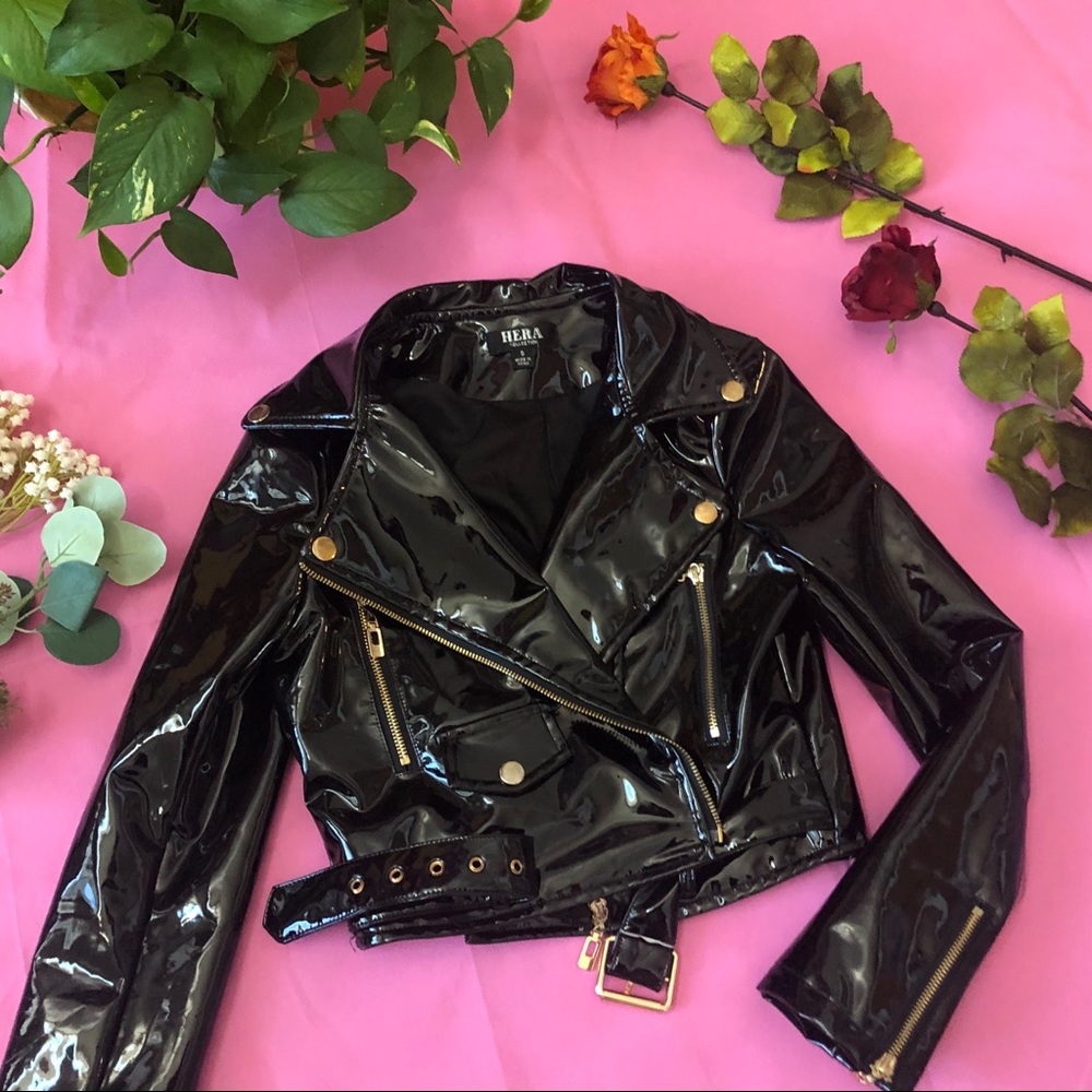 BLACK VINYL Stylish belted JACKET